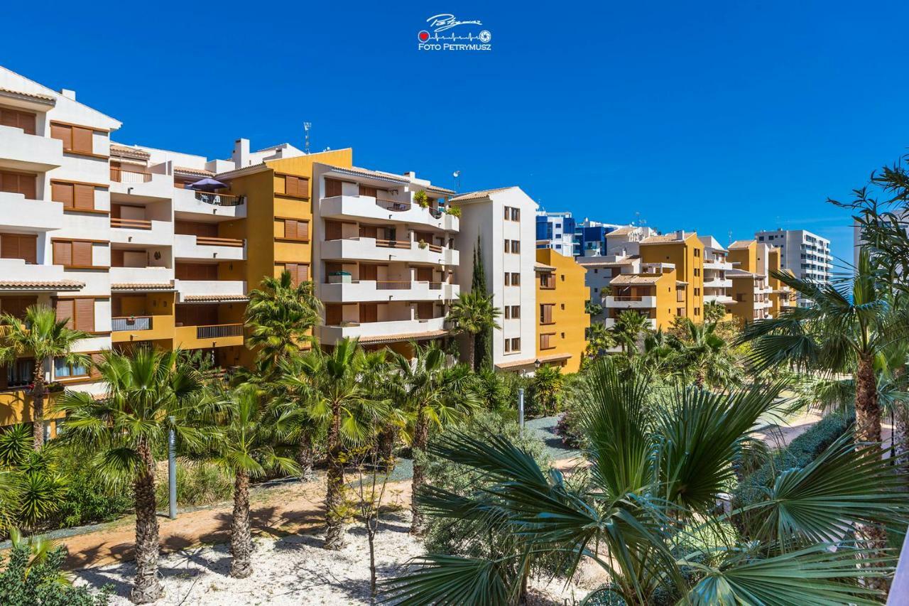 Apartamento "Blue" Muy Cerca Del Mar Torrevieja Luaran gambar